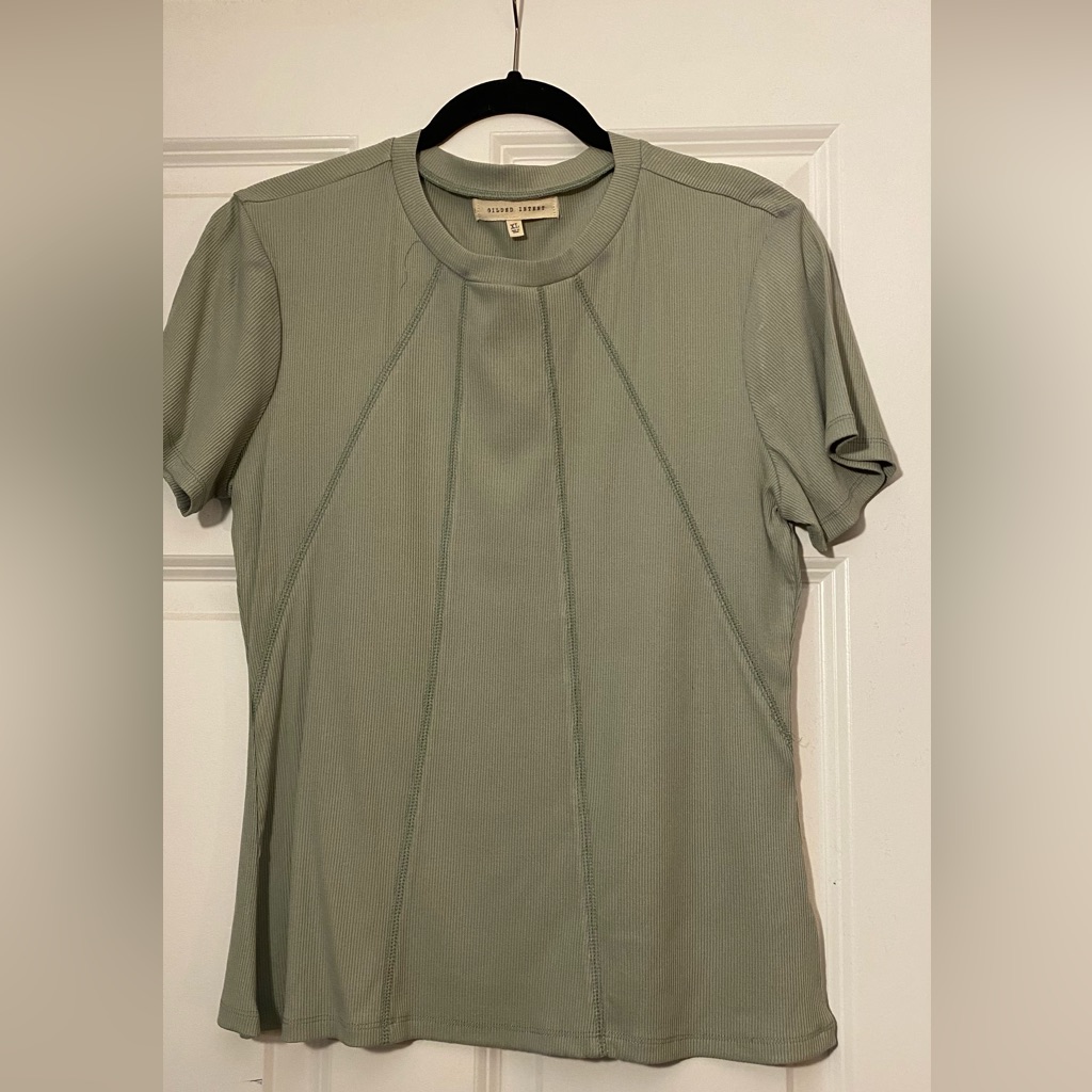 Ribbed Tee